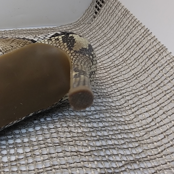 REPORT STILETTOS - Picture 9 of 10